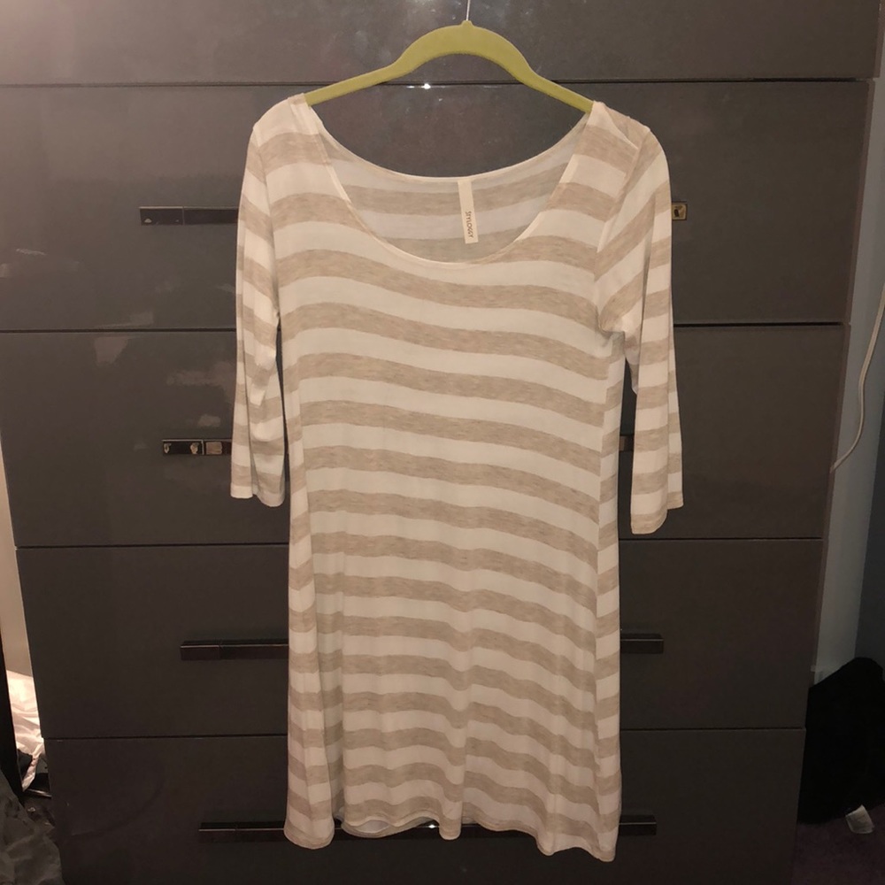 3/4 length sleeve t shirt dress